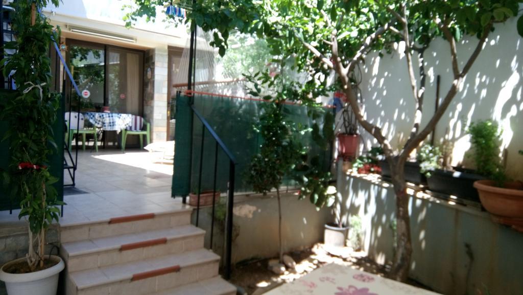 Villa George - Family Holidays Неа-Макри Экстерьер фото